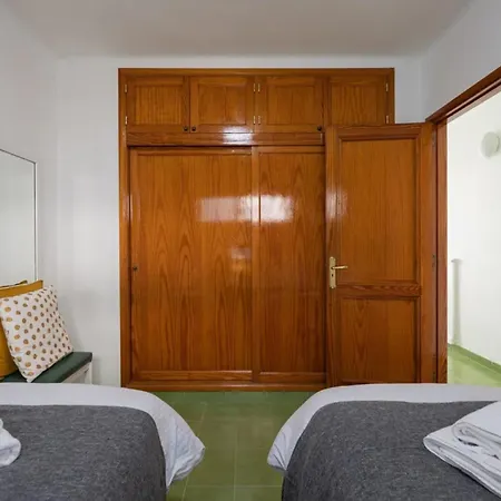 Excepcional 1a Linea Apartment